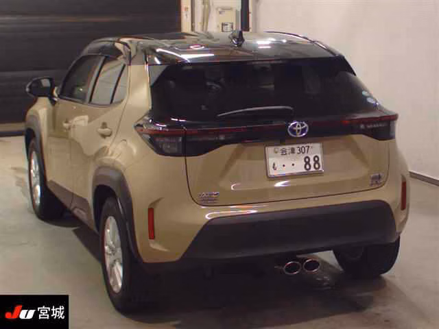 TOYOTA YARIS CROSS