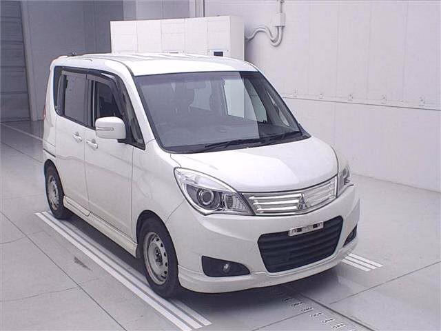 MITSUBISHI DELICA D:2