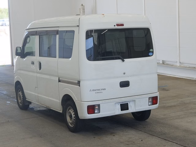 MITSUBISHI MINICAB