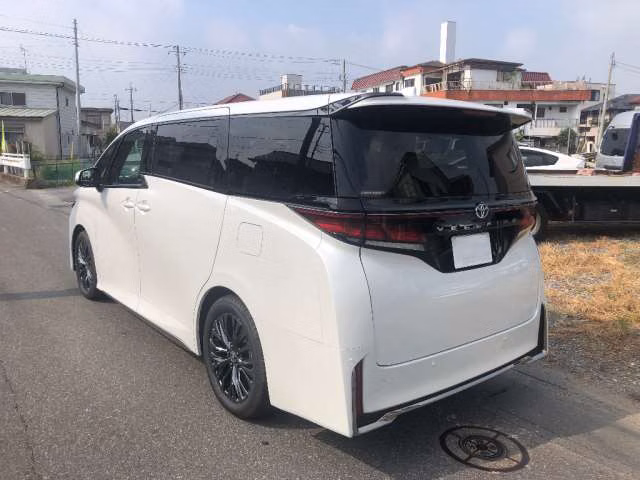TOYOTA VELLFIRE