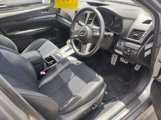 SUBARU LEGACY B4