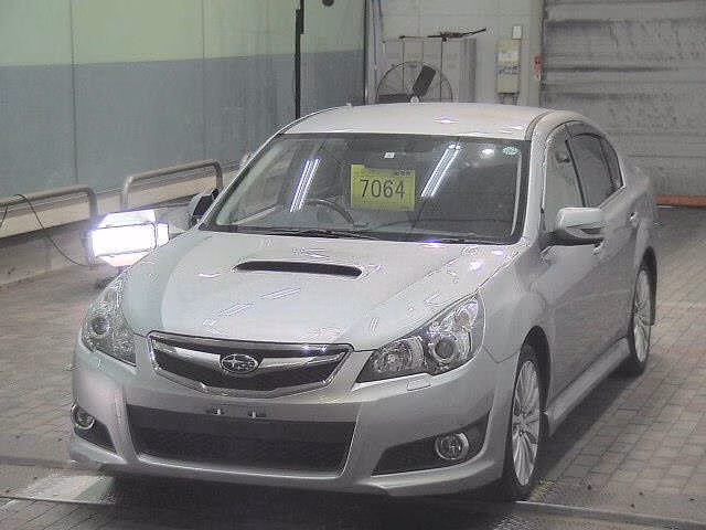 SUBARU LEGACY B4