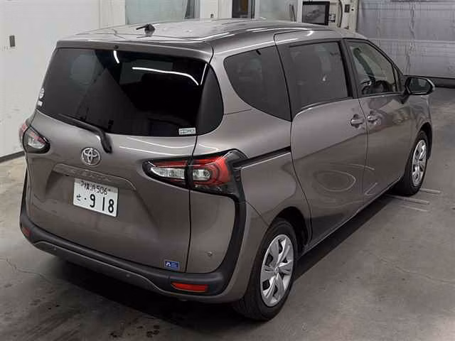 TOYOTA SIENTA