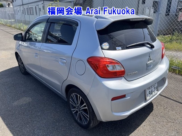 MITSUBISHI MIRAGE