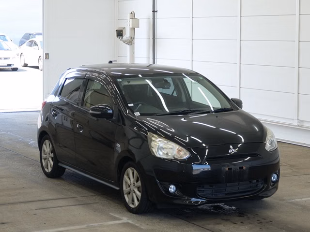 MITSUBISHI MIRAGE