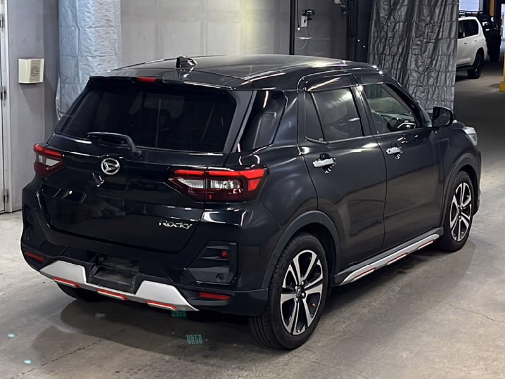 DAIHATSU ROCKY