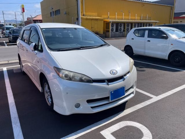 TOYOTA WISH
