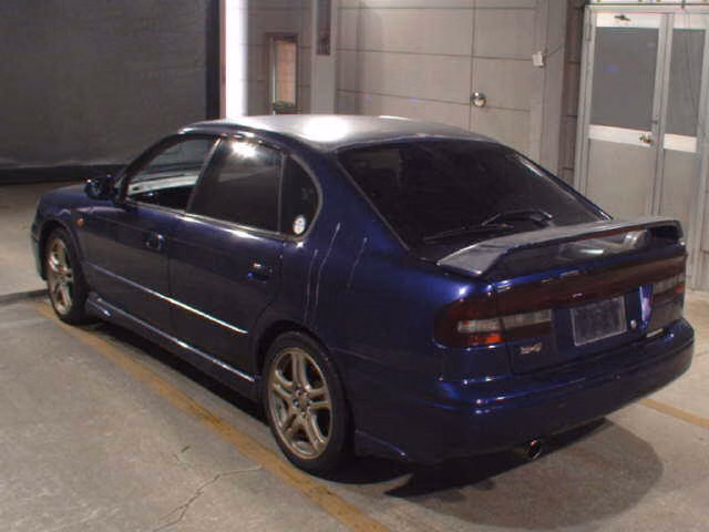 SUBARU LEGACY B4