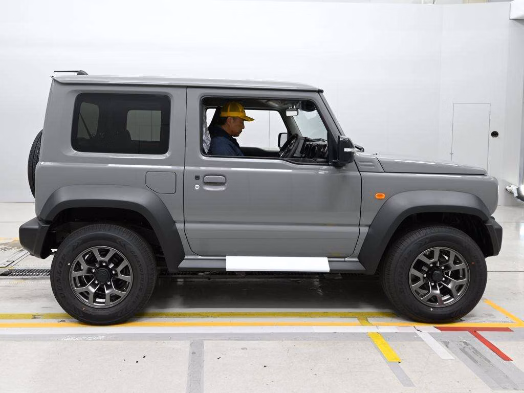 SUZUKI JIMNY SIERRA