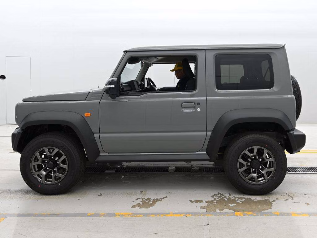 SUZUKI JIMNY SIERRA