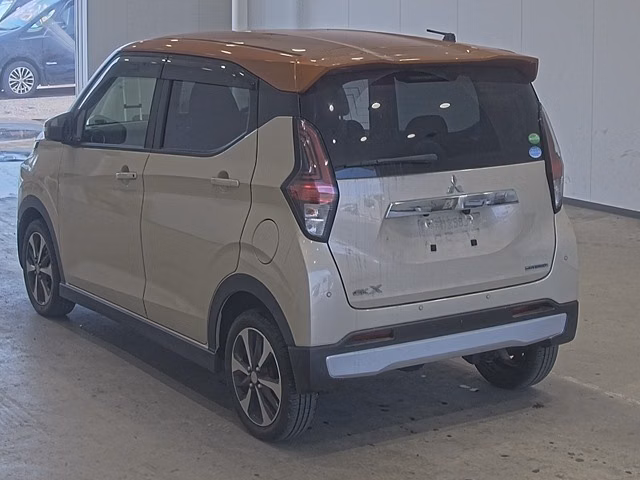 MITSUBISHI EK X
