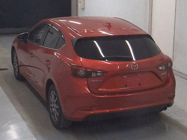 MAZDA AXELA