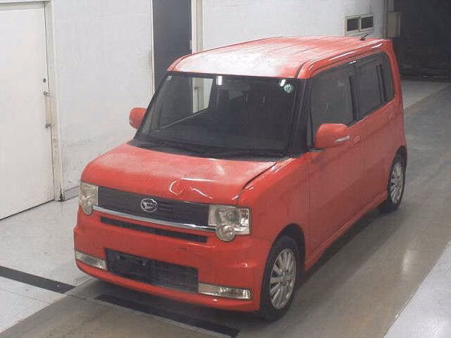 DAIHATSU MOVE CONTE
