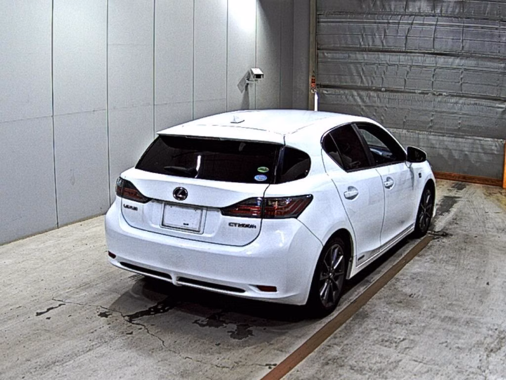 LEXUS CT200H