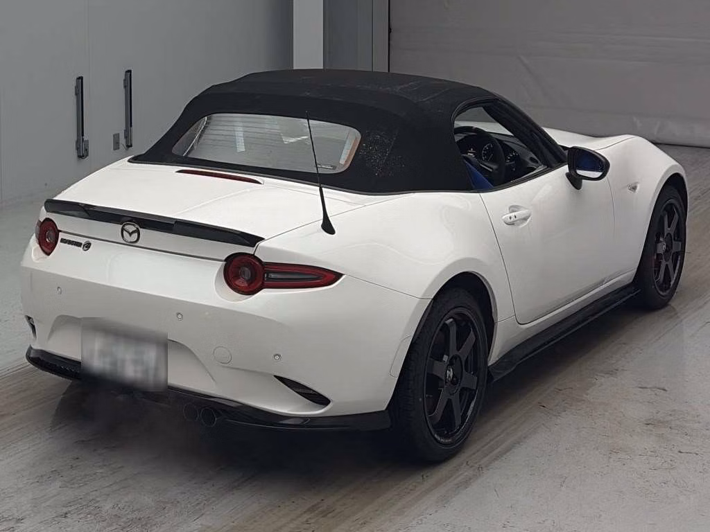 MAZDA ROADSTER