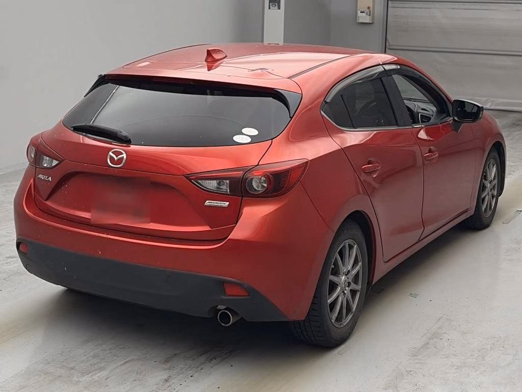 MAZDA AXELA