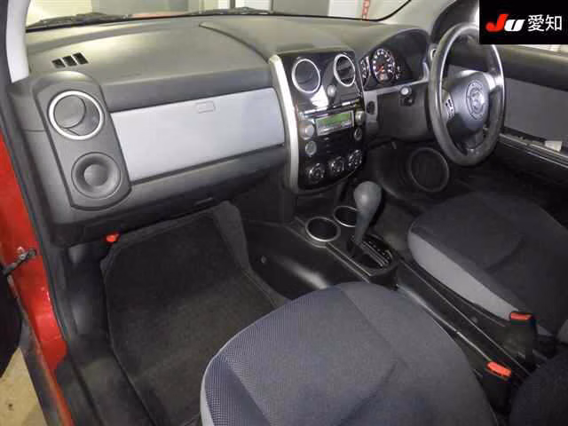MAZDA VERISA