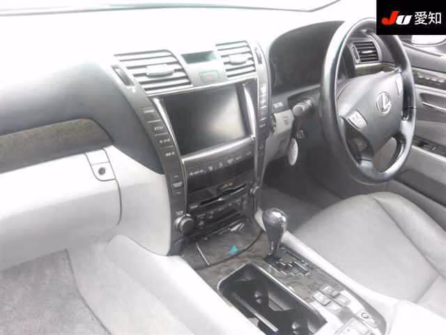 LEXUS LS460