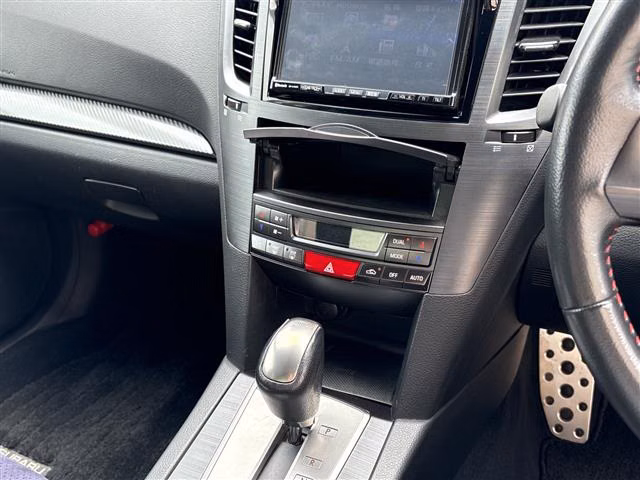 SUBARU LEGACY B4