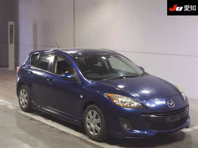 MAZDA AXELA