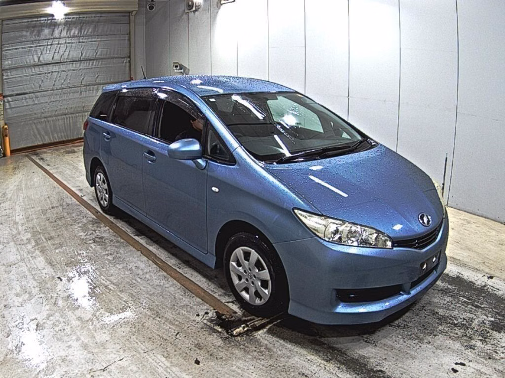 TOYOTA WISH
