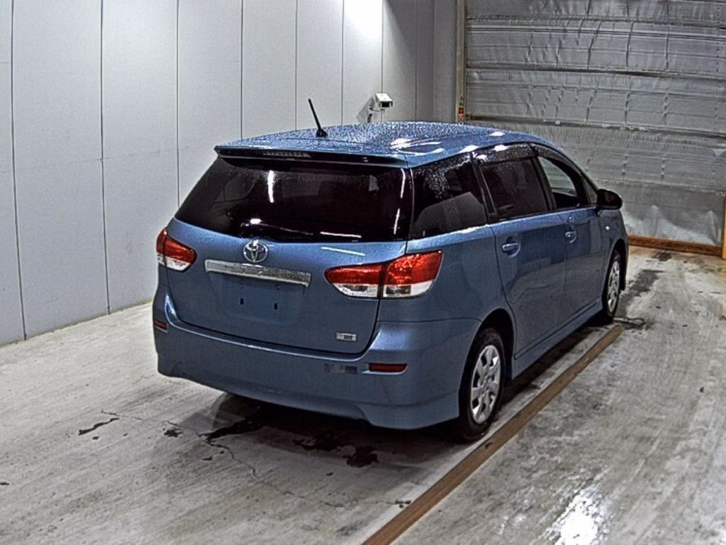 TOYOTA WISH