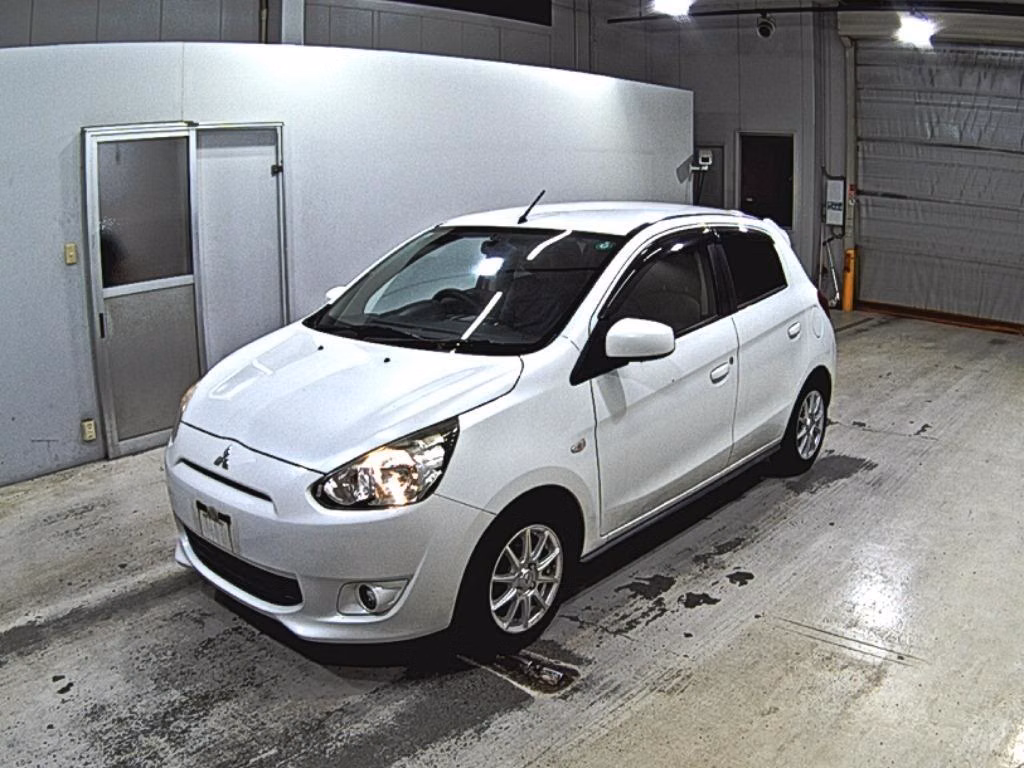 MITSUBISHI MIRAGE