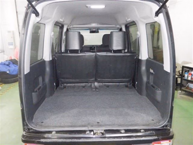 TOYOTA PIXIS VAN
