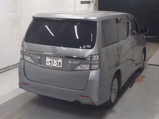TOYOTA VELLFIRE