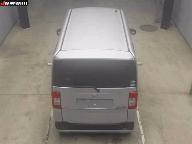 DAIHATSU HIJET CADDIE