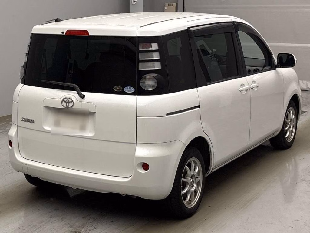 TOYOTA SIENTA