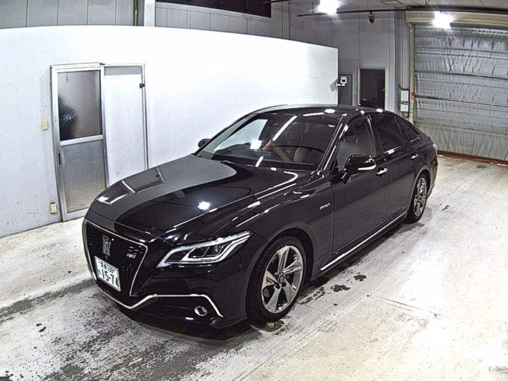 TOYOTA CROWN