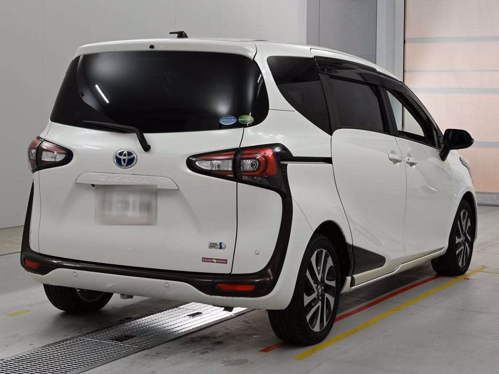 TOYOTA SIENTA