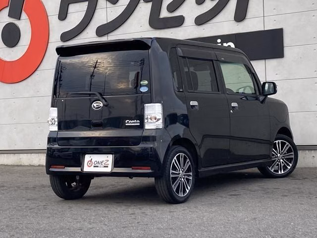 DAIHATSU MOVE CONTE
