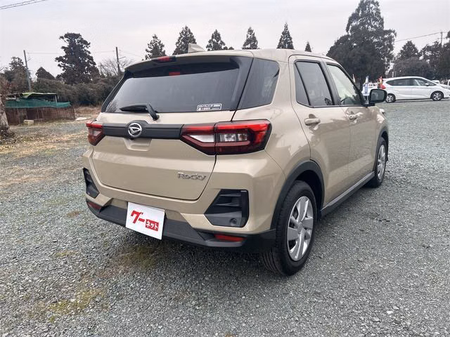 DAIHATSU ROCKY