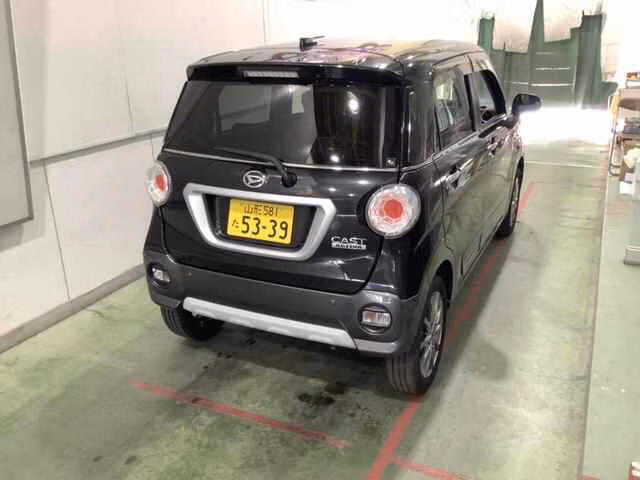 DAIHATSU CAST