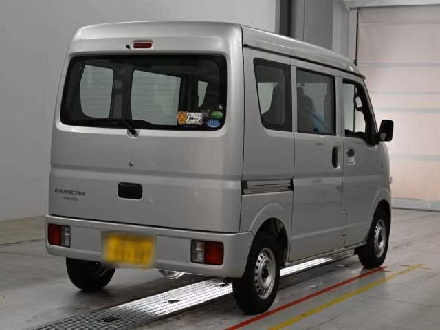MITSUBISHI MINICAB