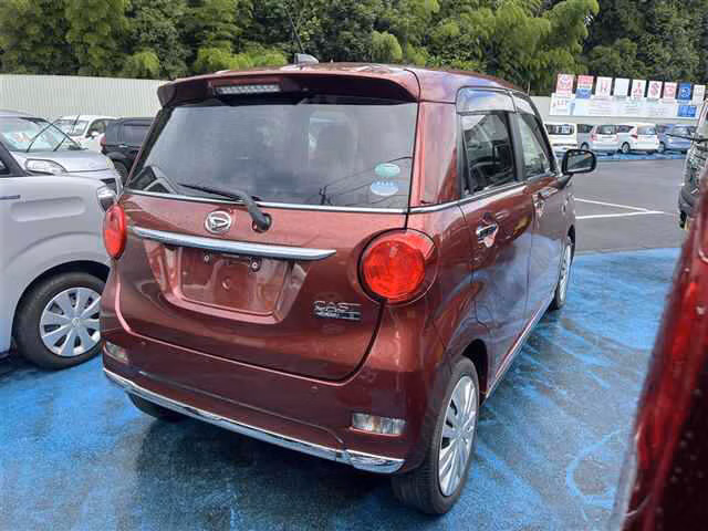 DAIHATSU CAST