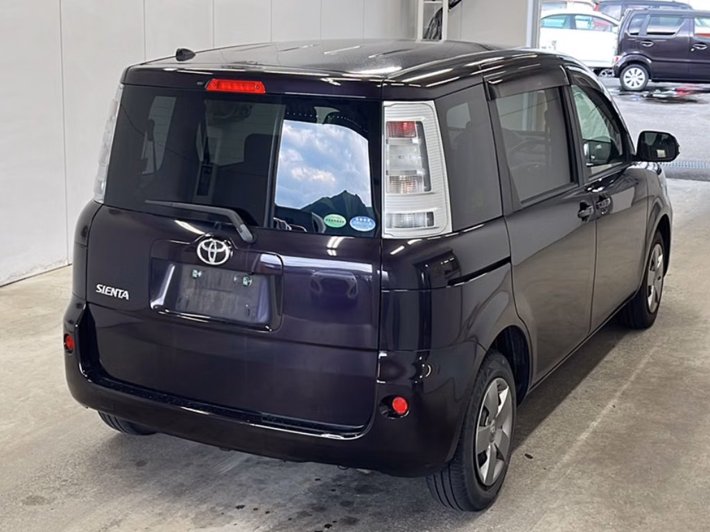 TOYOTA SIENTA