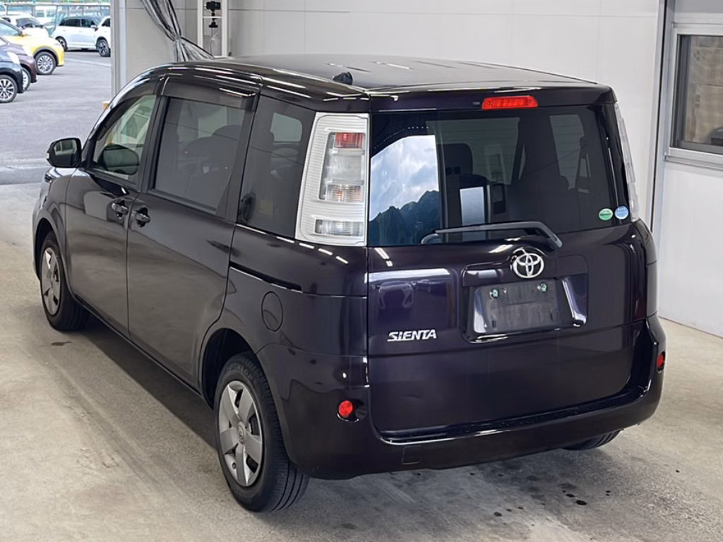 TOYOTA SIENTA