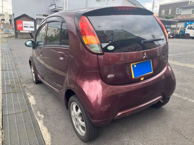 MITSUBISHI I