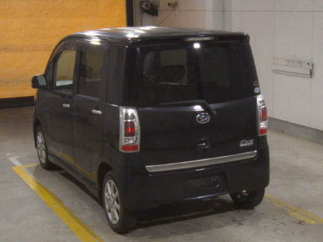 DAIHATSU TANTO EXE