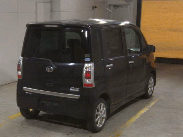 DAIHATSU TANTO EXE