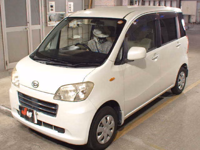 DAIHATSU TANTO EXE