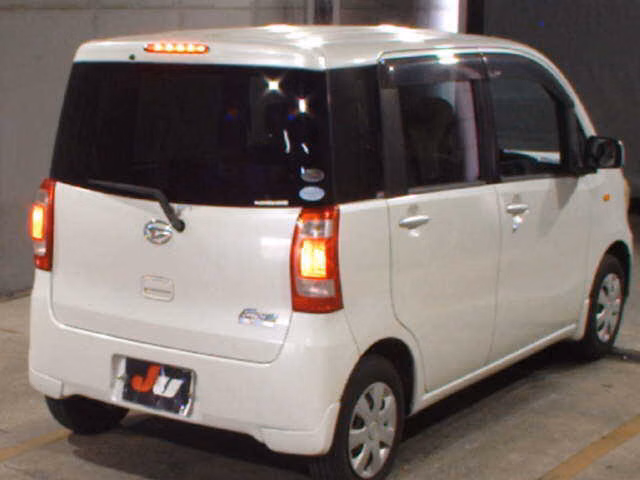 DAIHATSU TANTO EXE
