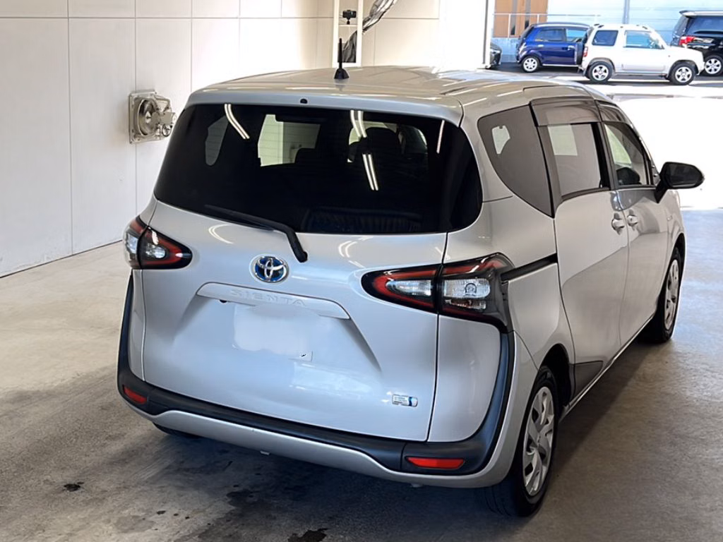 TOYOTA SIENTA