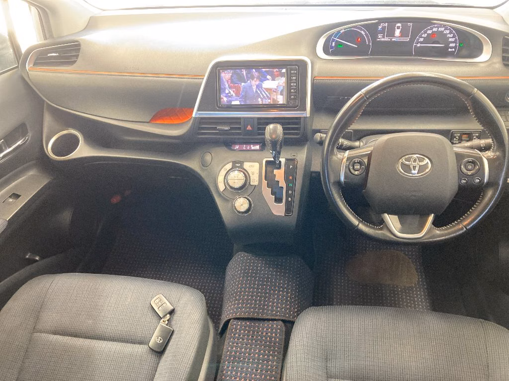 TOYOTA SIENTA