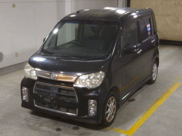 DAIHATSU TANTO EXE