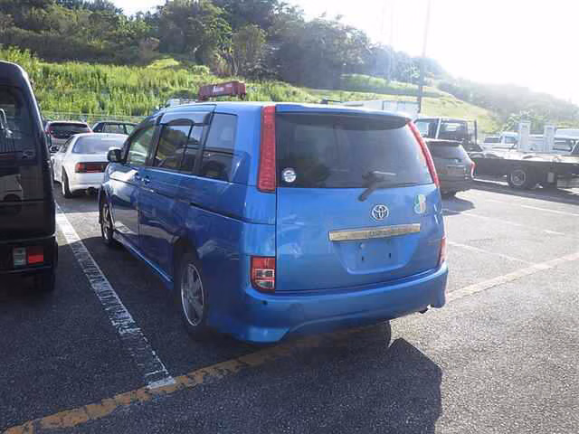 TOYOTA ISIS