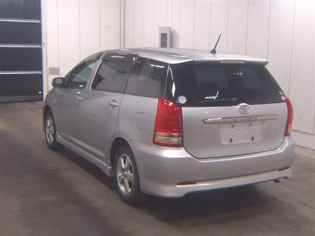 TOYOTA WISH